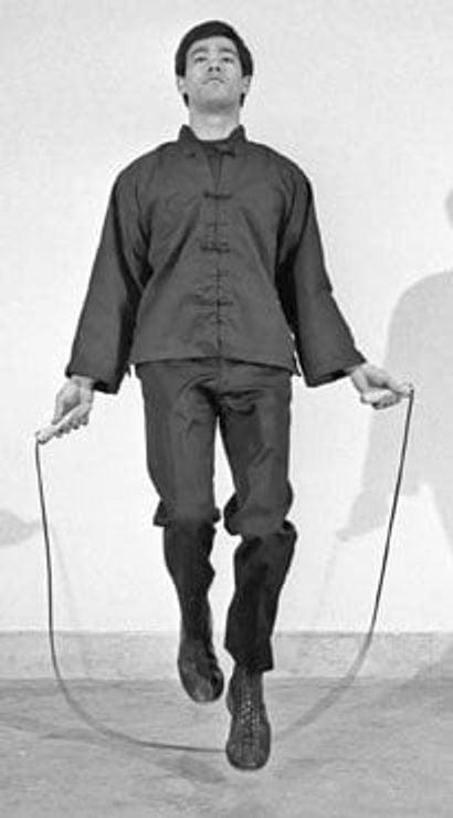Bruce Lee Workouts: Jump Rope like Bruce Lee