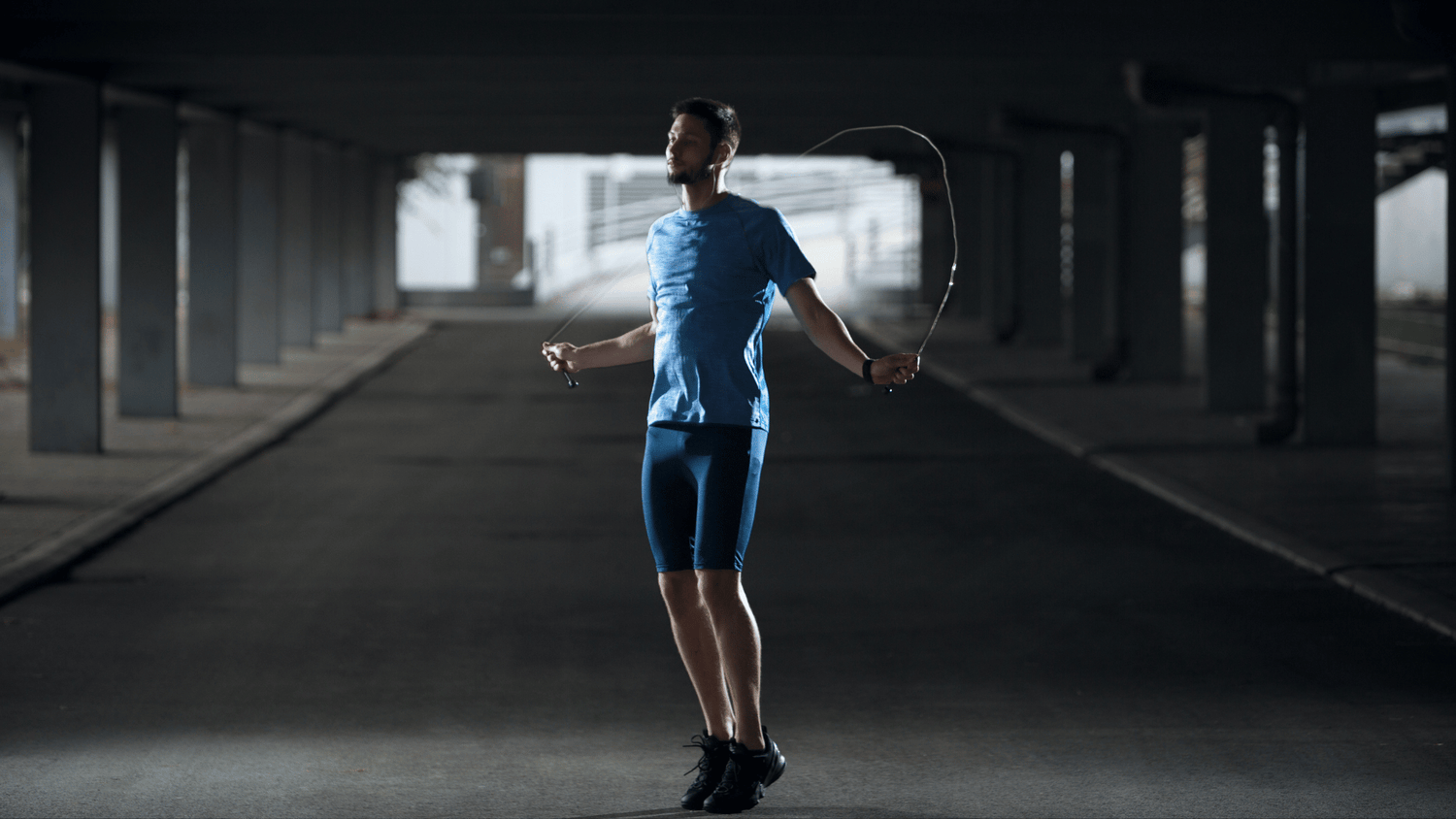 How to Set Up Jump Rope Workouts at Home: Space, Gear & Safety Guide