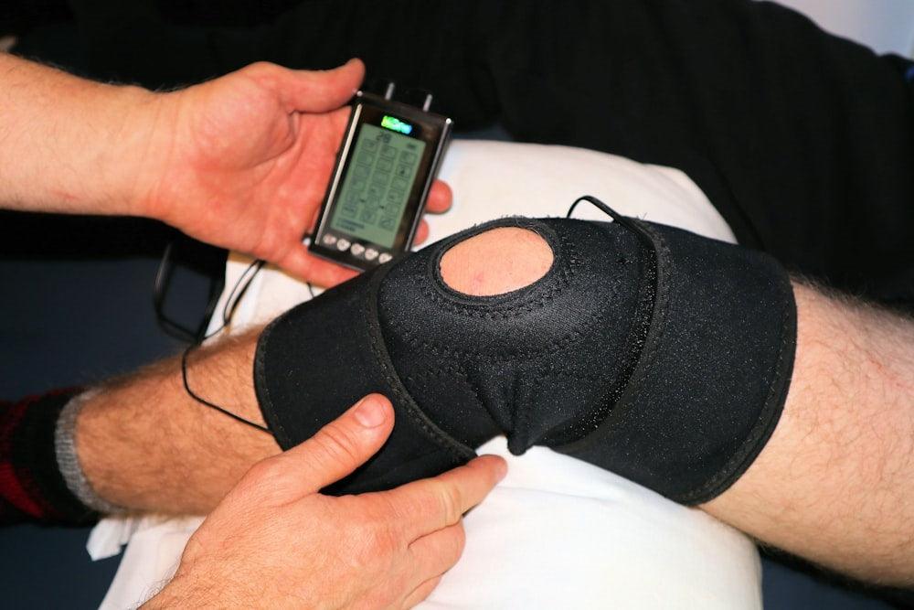 Jump Rope and Knee Pain: Does Jump Rope Hurt Your Knees? Here’s the Truth - Elevate Rope